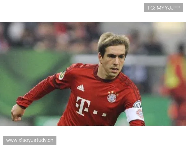 拉菲尼亚：边路爆点到稳定输出的角色进化解析